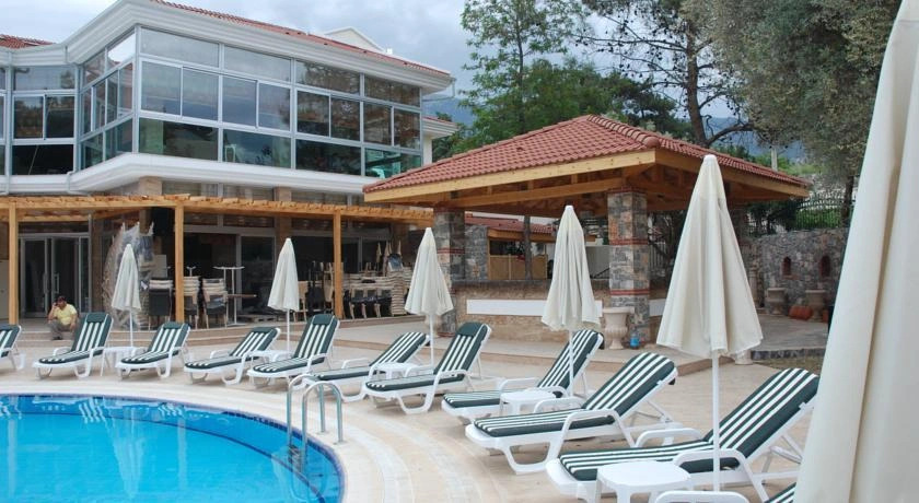 Cinar Hotel