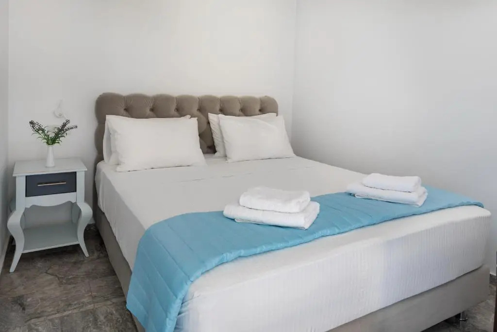 Plori - Molos Apartments