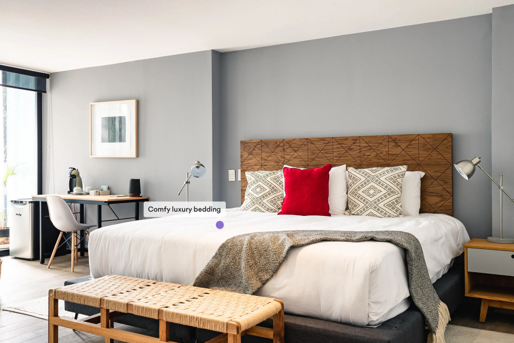 Casai Luxury Designer Apt in the Best Location
