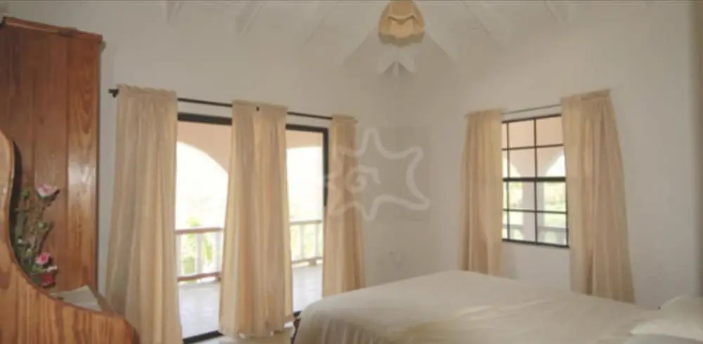 Immaculate 3 Bed Villa Overlooking Admiralty Bay