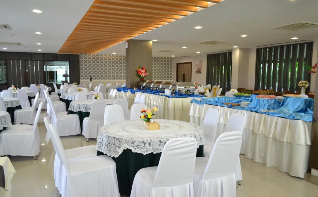 The Convenience Hotel