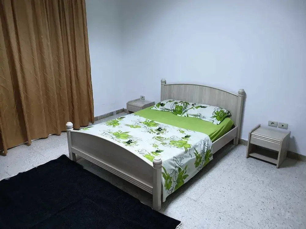 Amazing 3 bedroom flat 2min to the beach