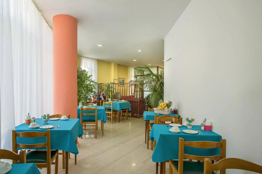 Nefeli Hotel