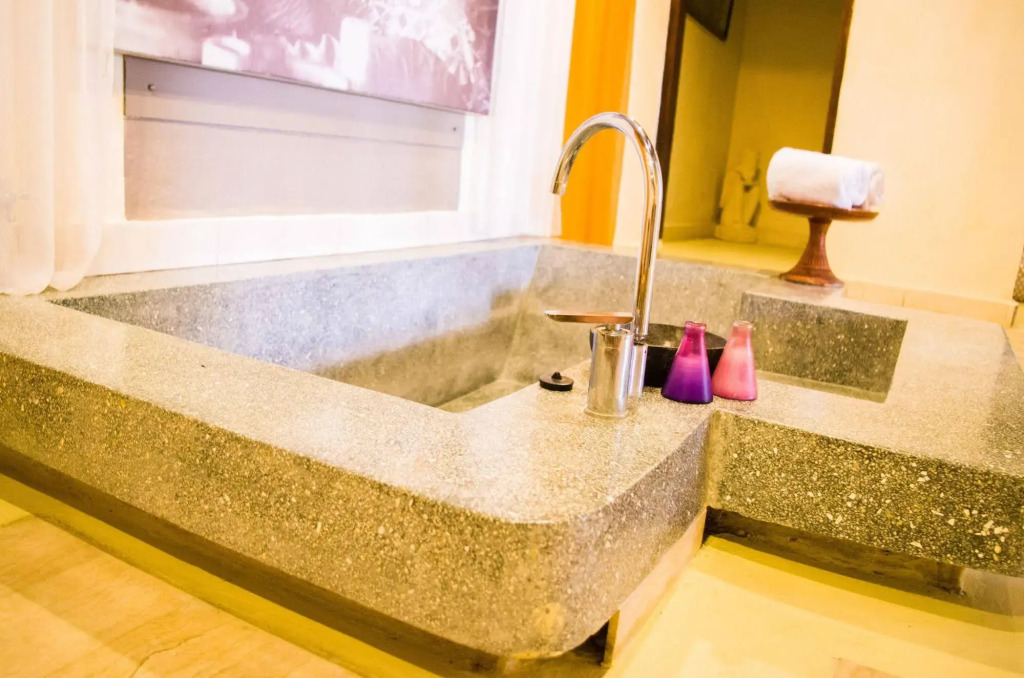 The Mansion Resort Hotel & Spa