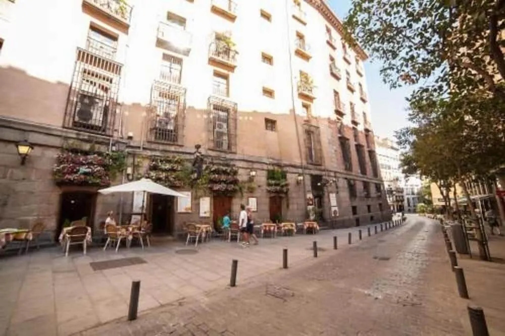 Отель limehome Madrid Calle de la Paloma