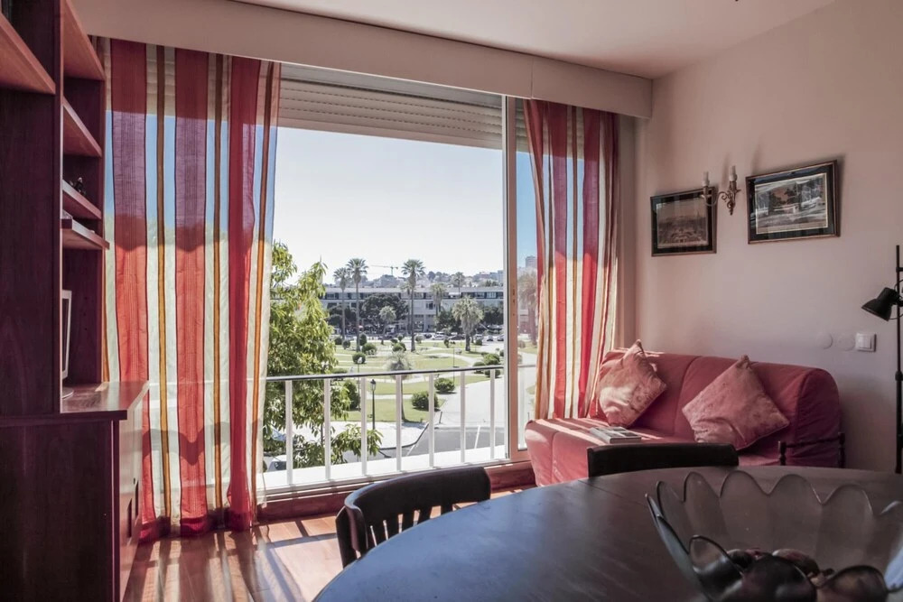Rent4rest Estoril Beachfront Apartments - 1 Bedroom