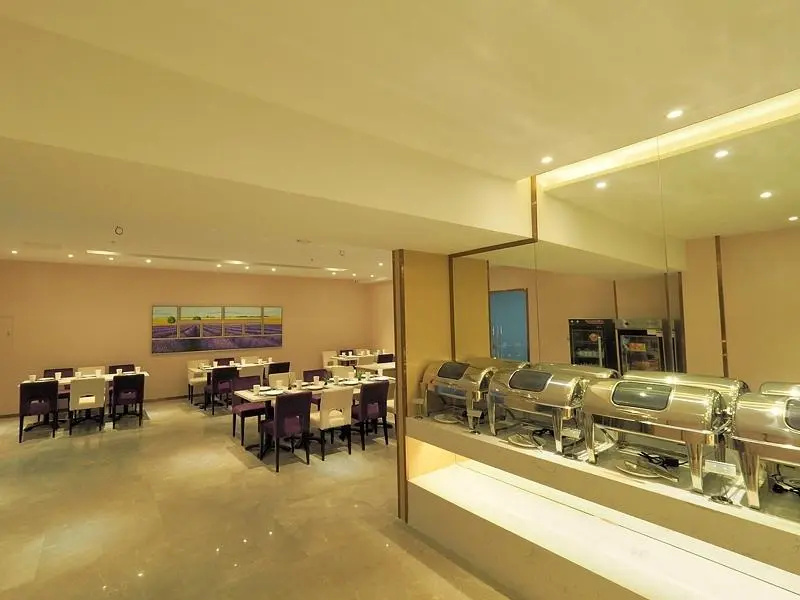 Lavande Hotel·Guangzhou Luoxi Xiajiao Metro Station