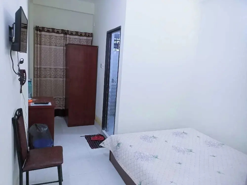 Hotel Grand Shah Kamal