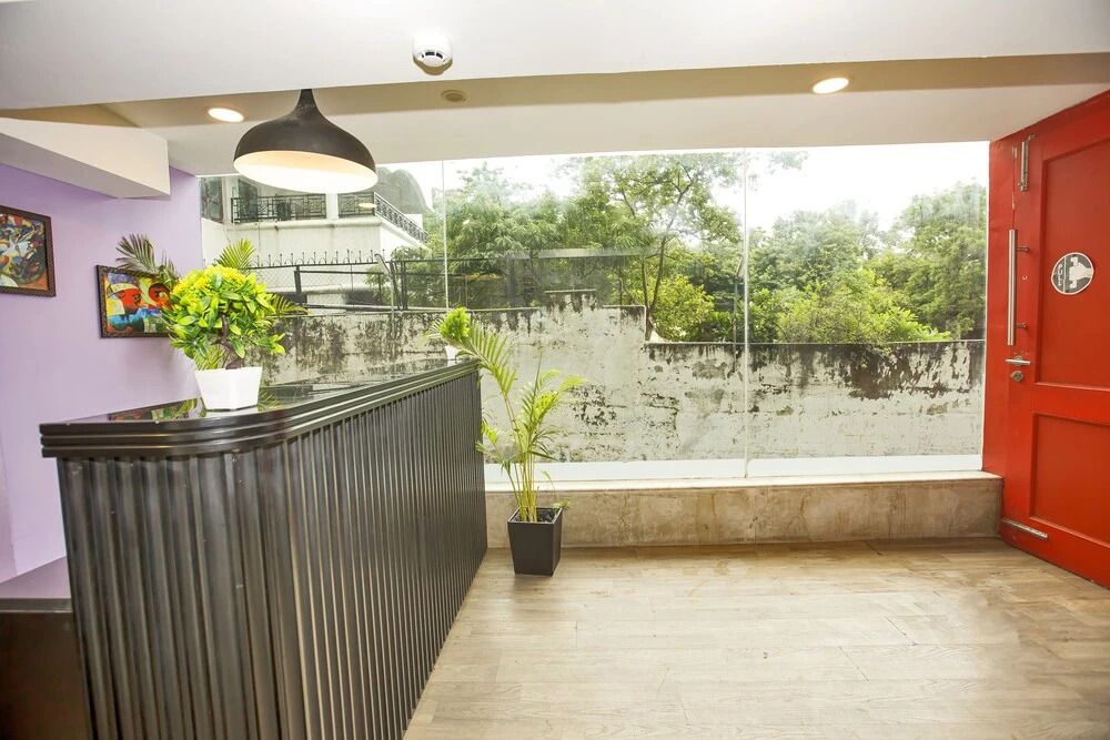 Octave Uptown Suites
