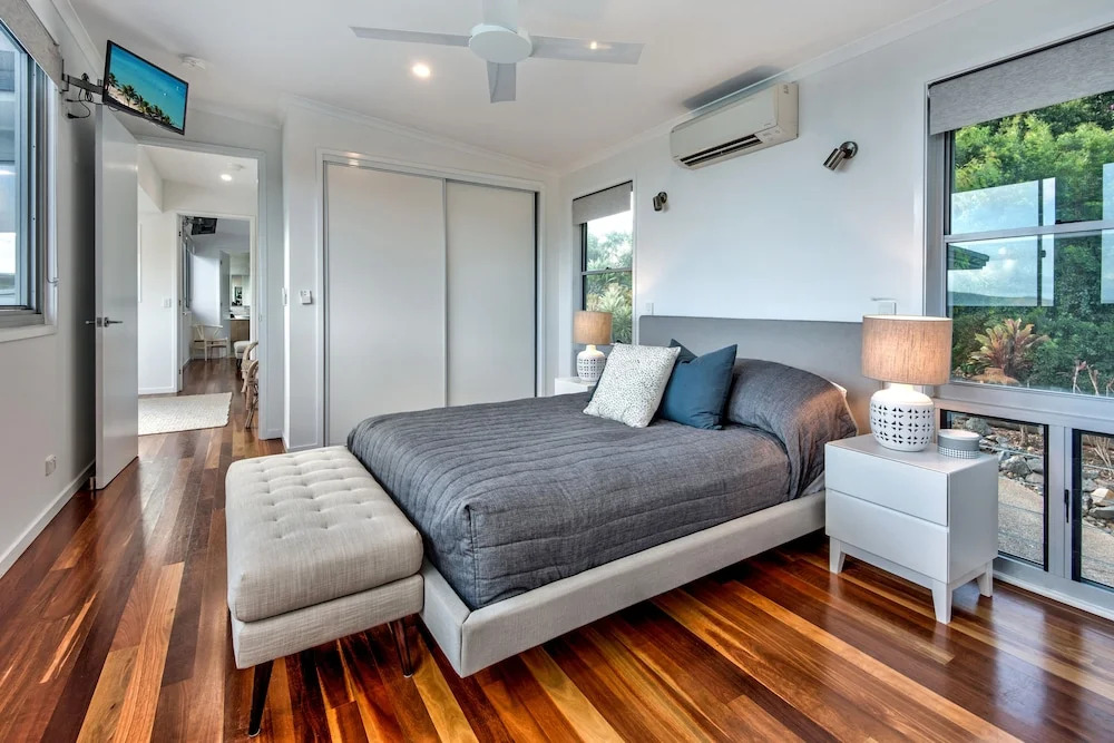 The Vue on Hamilton Island Deluxe Ocean View 4 Bedroom Refurbished Hou
