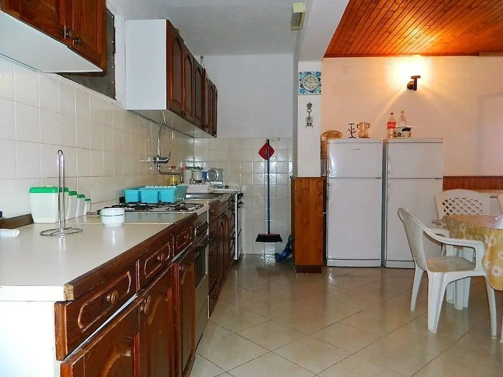 House Fani