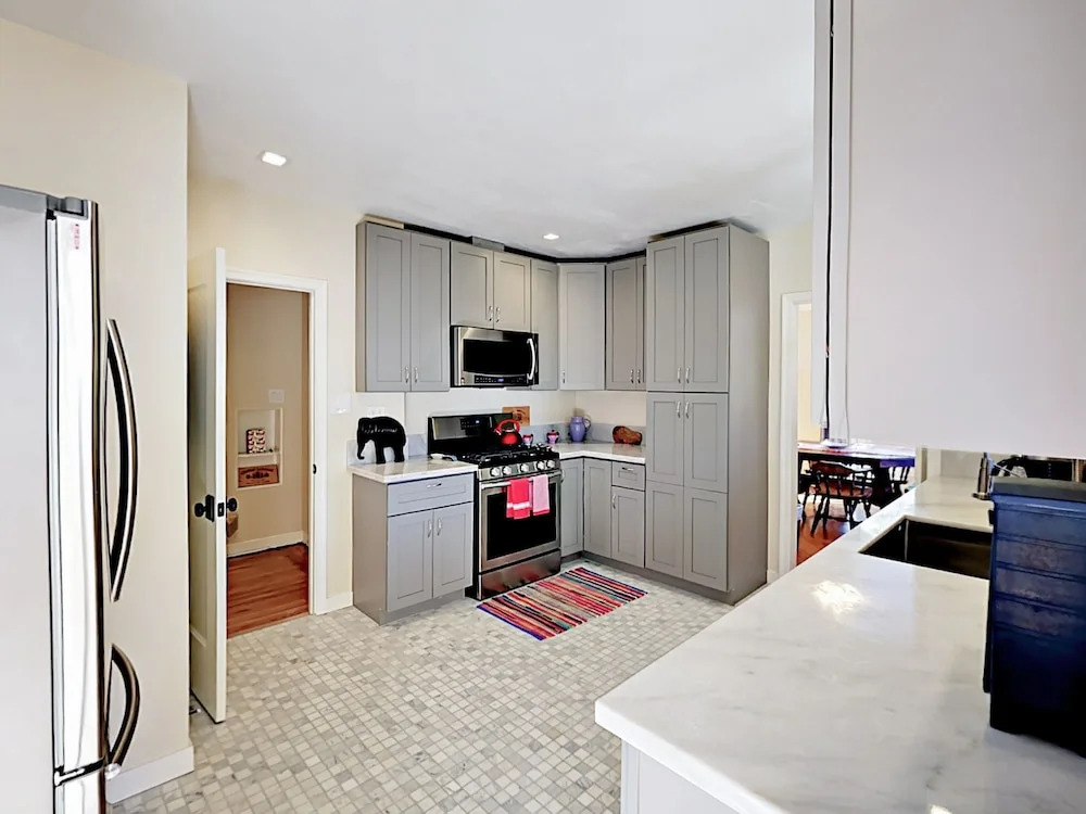 215 Cedar Street Home 3 Bedrooms 2 Bathrooms Home