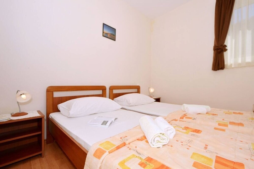 Apartments Sima