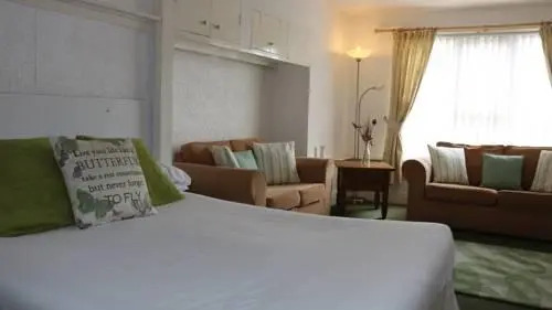 Marlborough Court Holiday Apartments