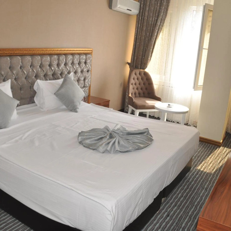 Grand Sera Hotel