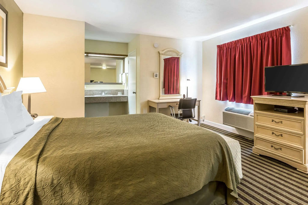 Quality Inn Salinas City Center Area