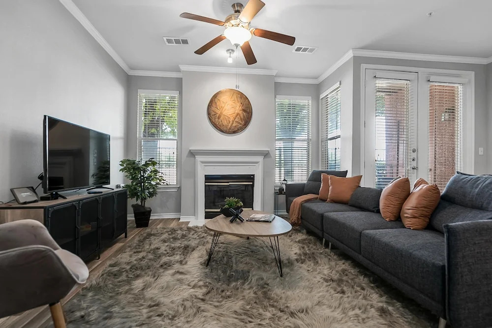Uptown Dallas Apartments