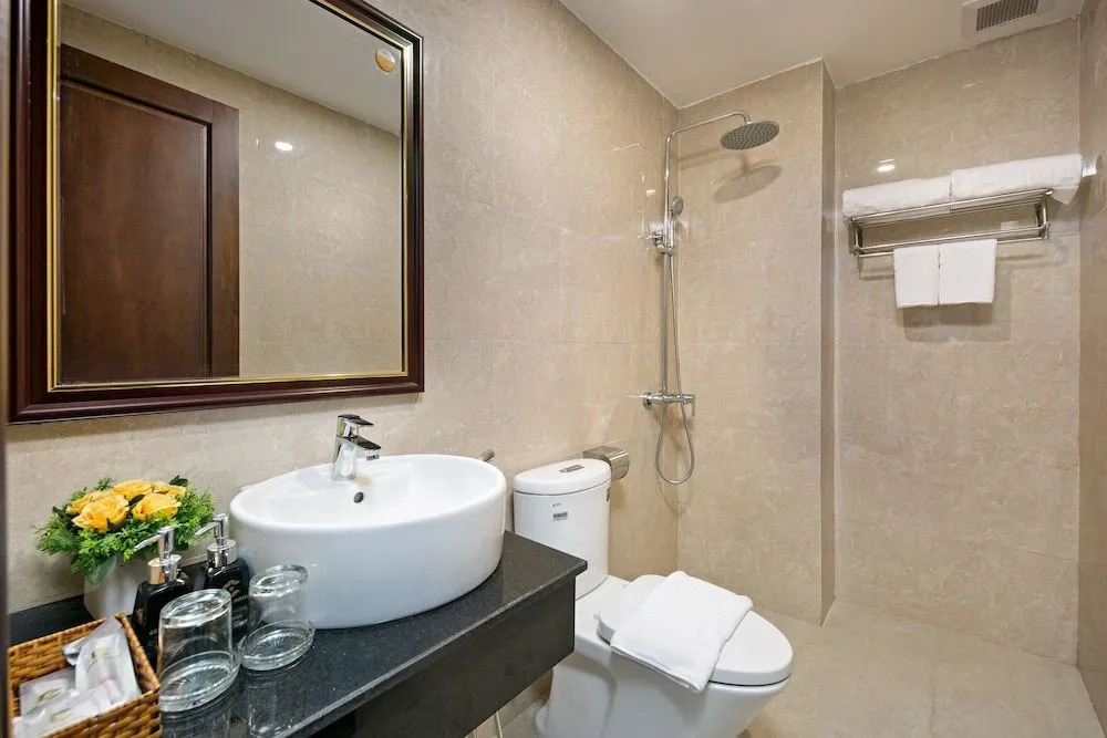 Celina Hotel & Apartment