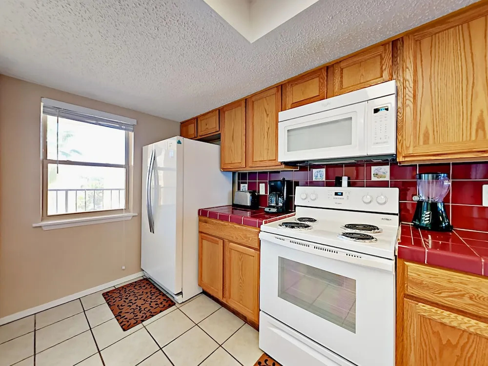 4400 Gulf Blvd Condo Unit 308
