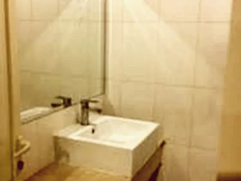 Lamar Suites Hotel