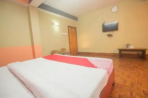 Yatri Niwas By OYO Rooms