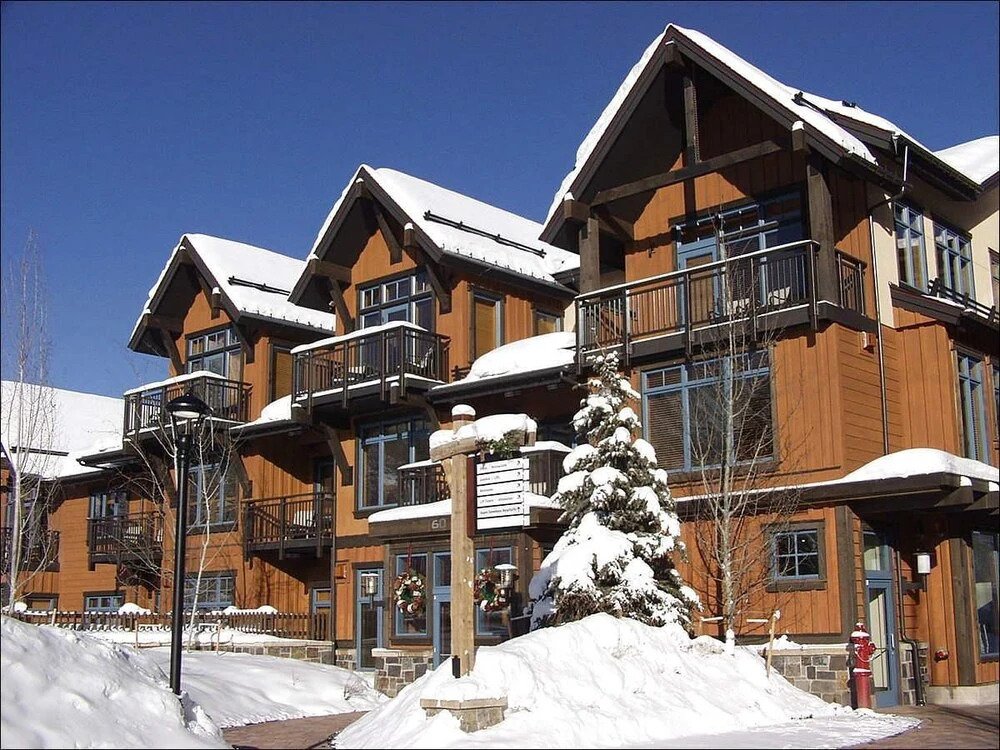 Capitol Peak Lodge - Walk 20 Steps To The  To The Gondola - Down Valley Views 2 Bedroom Condo by RedAwning