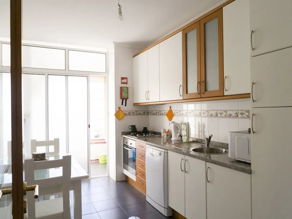 Madalena Beach Apartment by MP