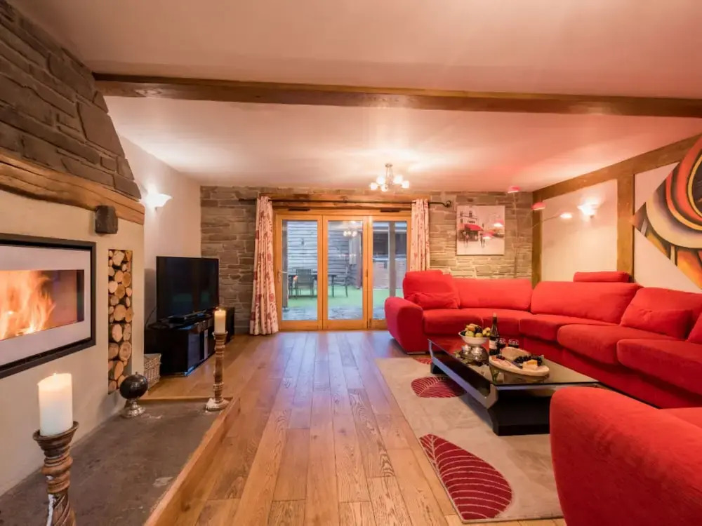 Crai Crai in Crai With 4 Bedrooms and 6 Bathrooms