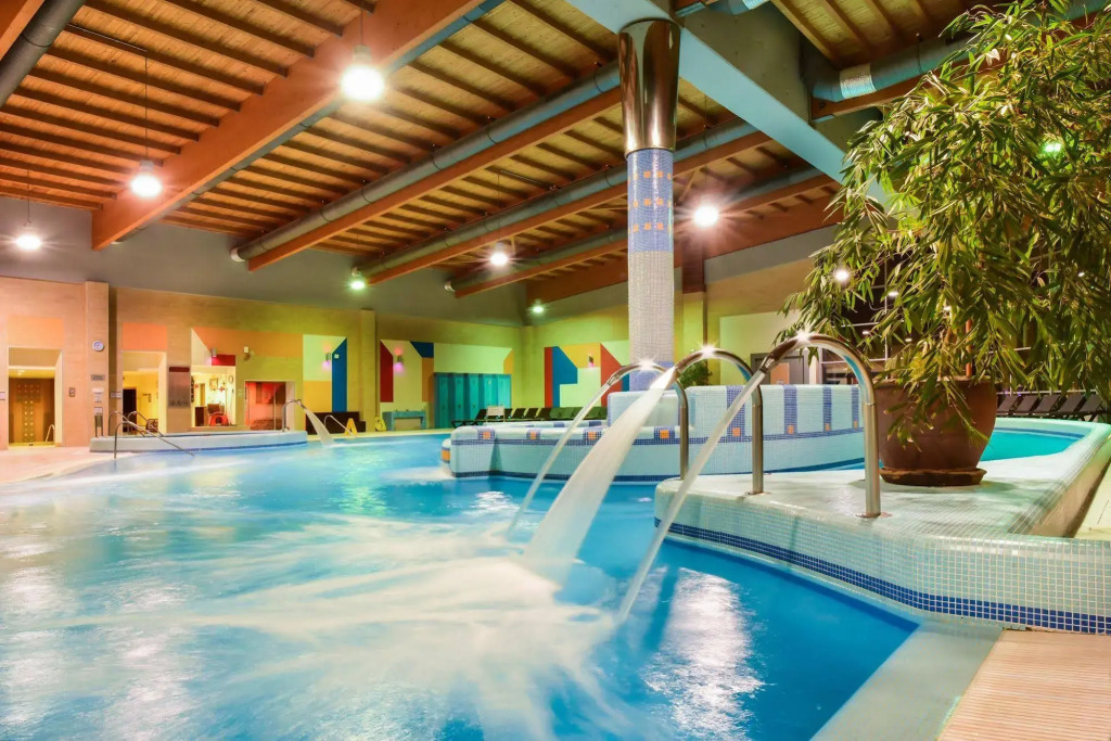Hotel Azúr