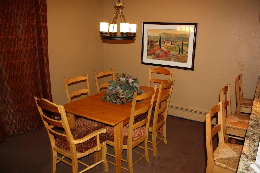 Longbranch 115 - 2 Bedroom Pool Access