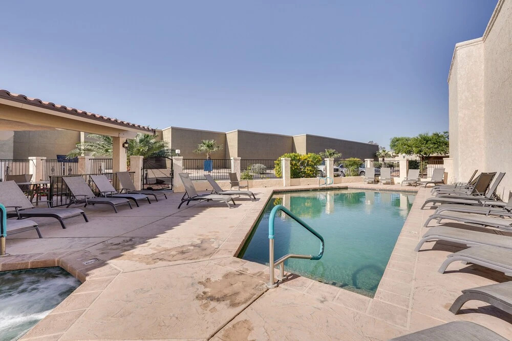 Lake Havasu City Condo: 1 Mi to Boat Ramp!