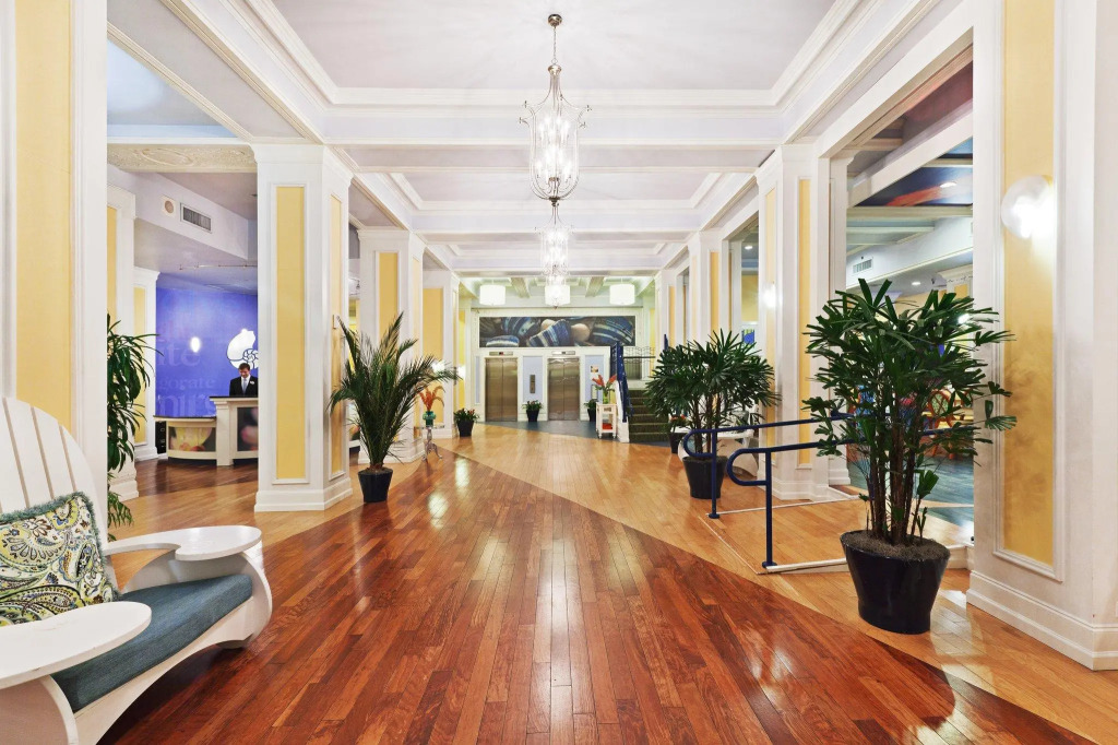 Hotel Indigo Dallas Downtown by IHG