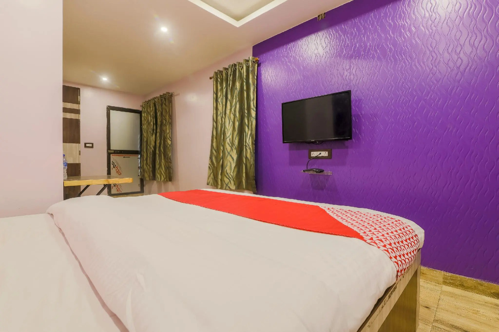 OYO 36201 Sangam Grand