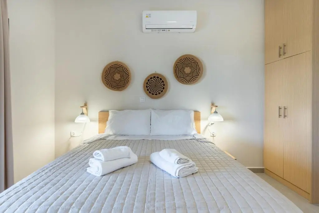 Lyrids Apartments
