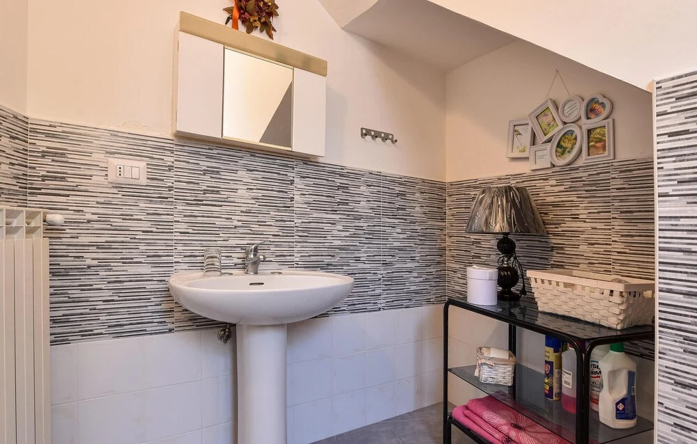Amazing Home in Piedimonte Etneo With Wifi and 1 Bedrooms