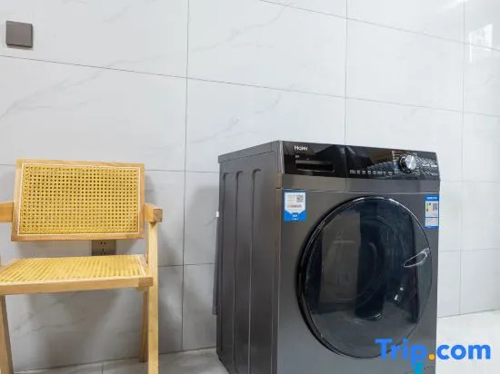 Shijian Homestay (Yangshuo Yulong River Qiangu Scene District Store)