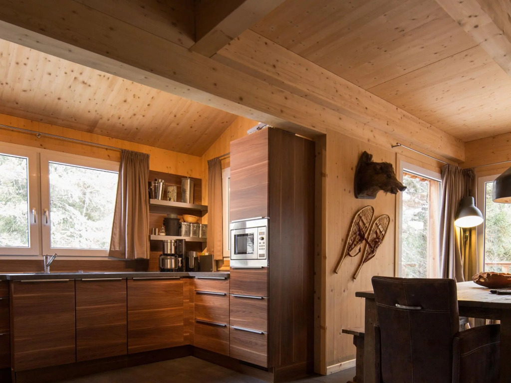 Peaceful Chalet in Turracherhöhe with Indoor Hot Tub
