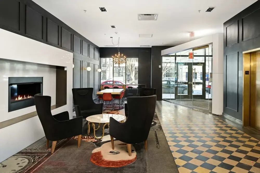 Comfy MW Apts with Gym & WD by Zencity