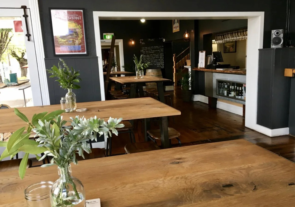 Grand Hotel Healesville