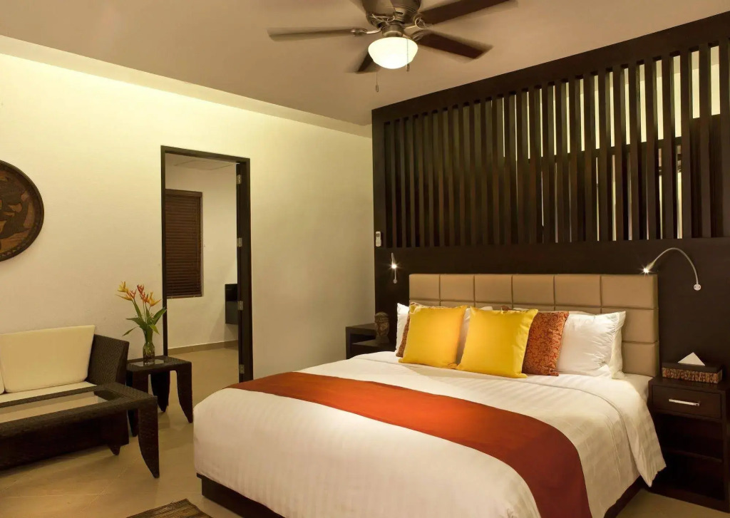 Busuanga Bay Lodge