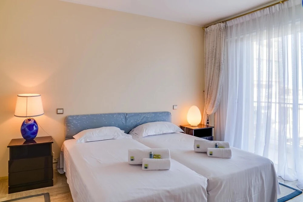 Saint-James Apartment 3