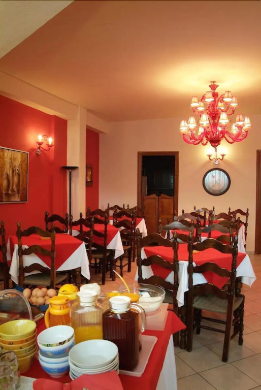 Hotel Varonos