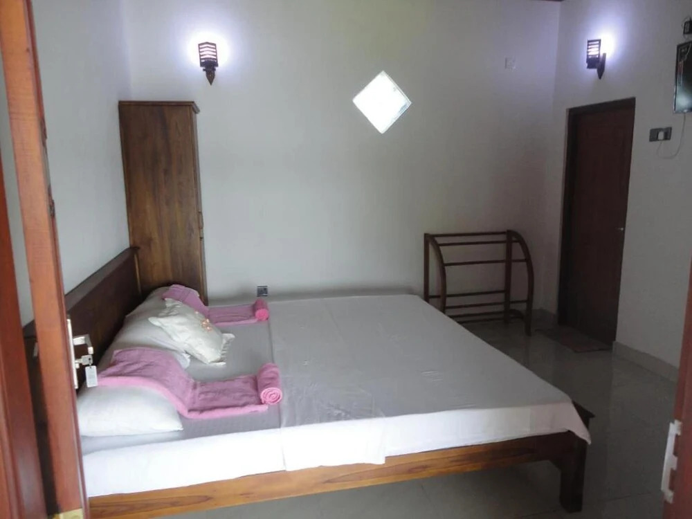 Sapara River Guest 600m Beach