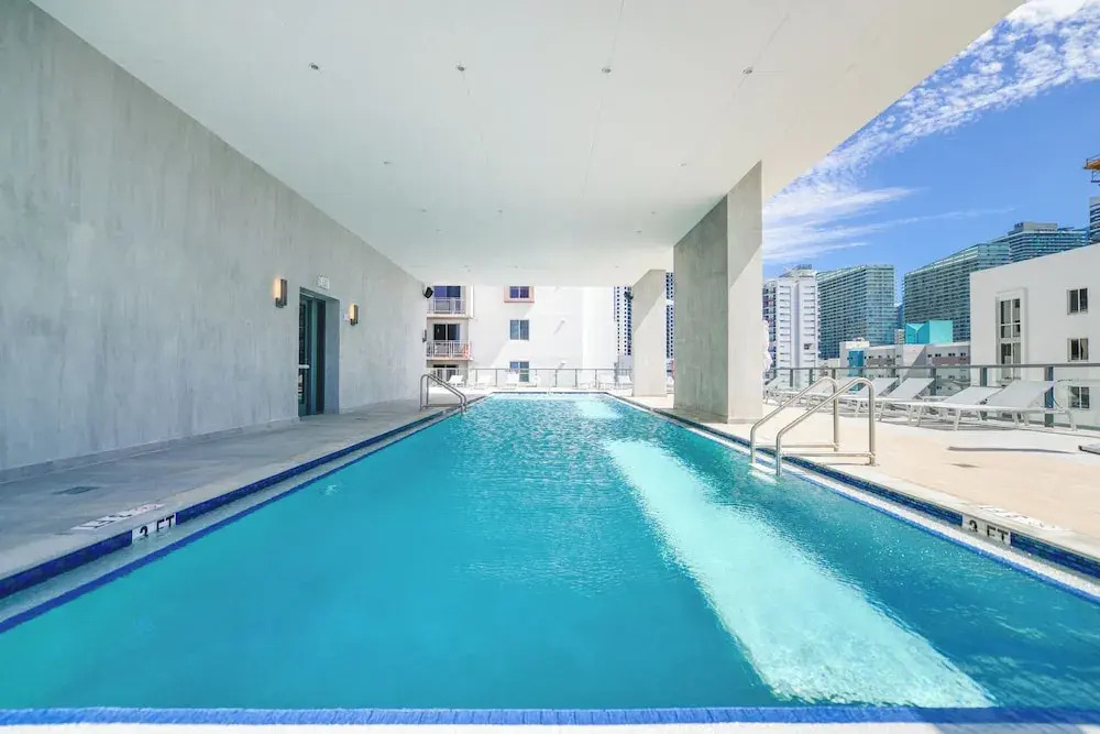 Luxury 3BR with Private Rooftop