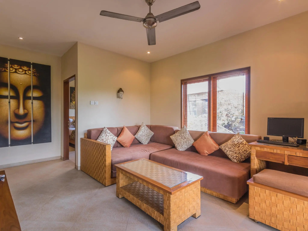 Villa Seriska Seminyak, 5-Star Private Pool Villa, Walk to Dining & Shopping