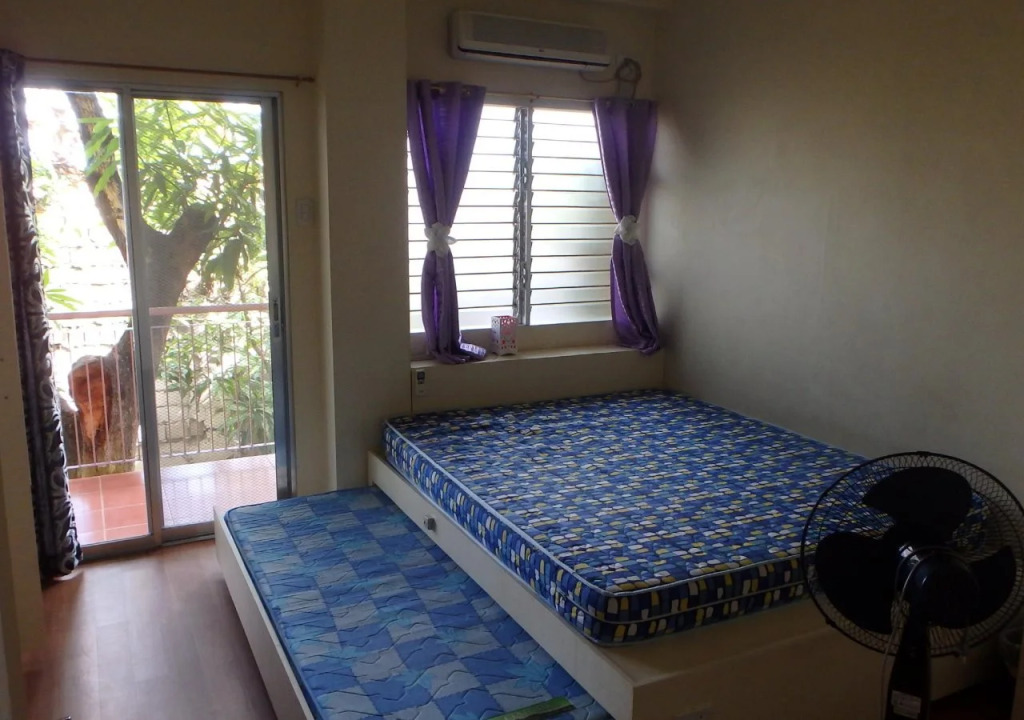 Mango Tree House