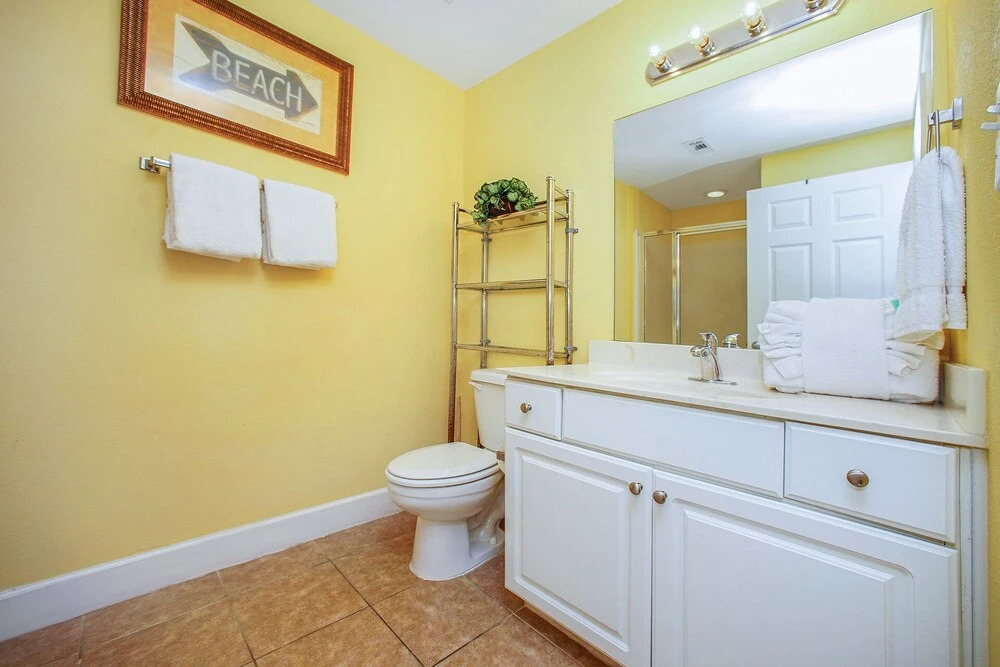 Tidewater 313 213334 by RedAwning
