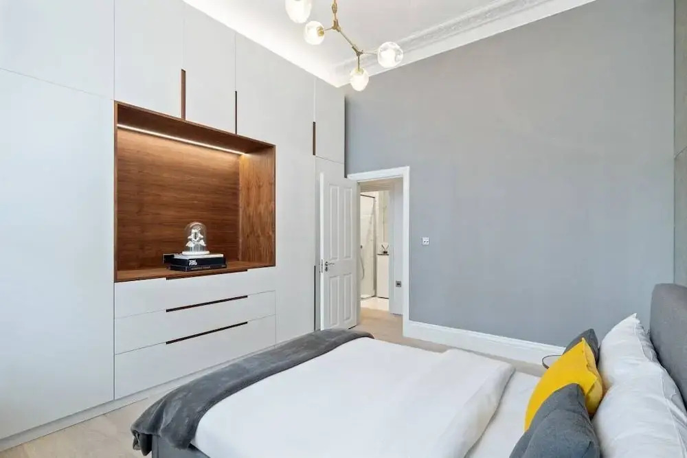 Stunning 2 Bed Apt, Sleeps 4 nr Chelsea