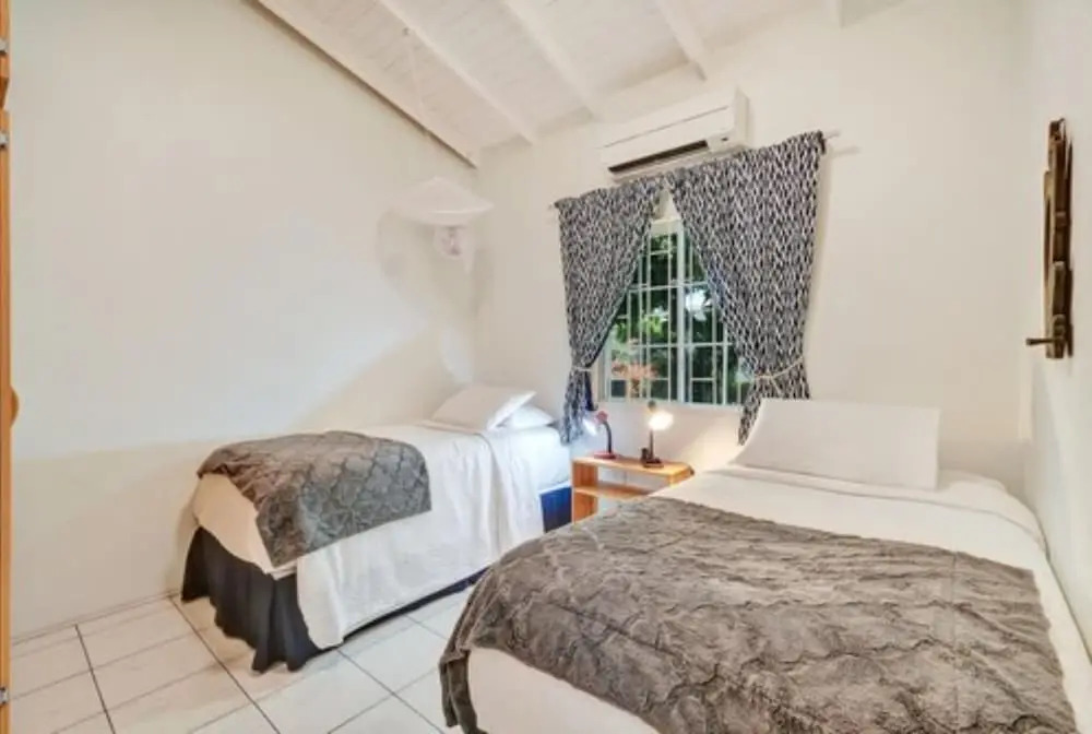 Hideaway Apartments Grenada