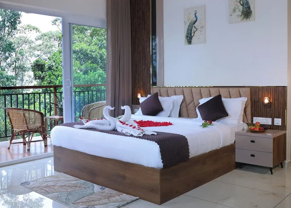 Evaara Resort